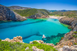 Vacanza in Sardegna: un’isola splendida con tanto da offrire